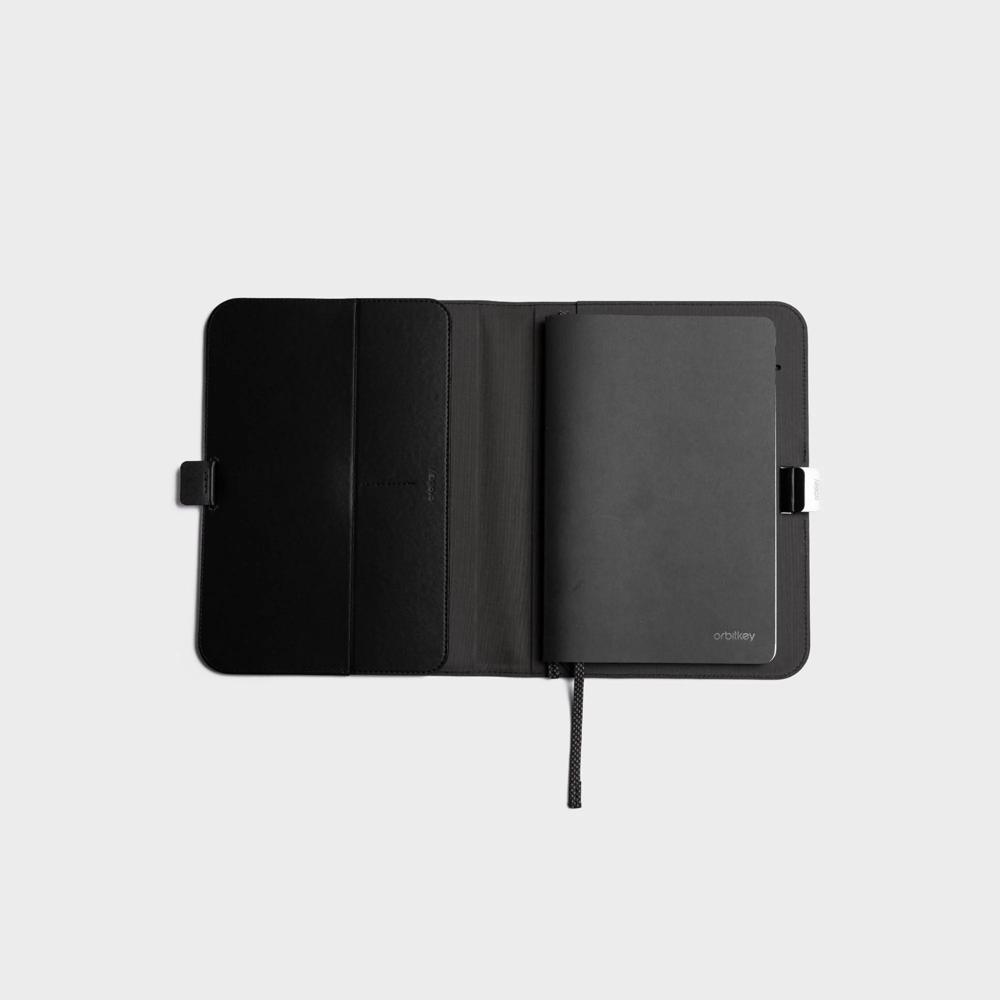 Compendium (Leather Free) - Black - Image 11