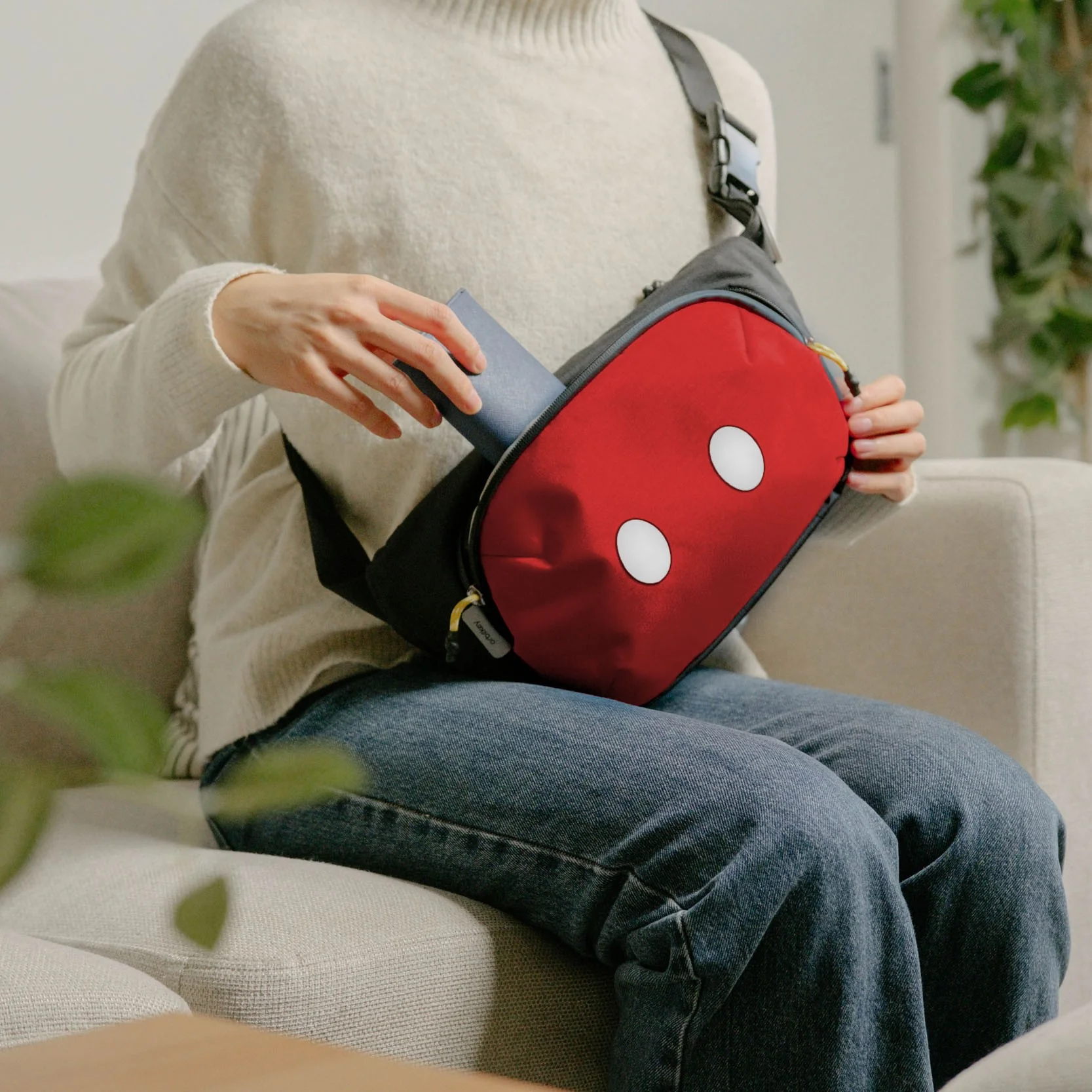 Disney | Orbitkey Sling (4L) - Image 8