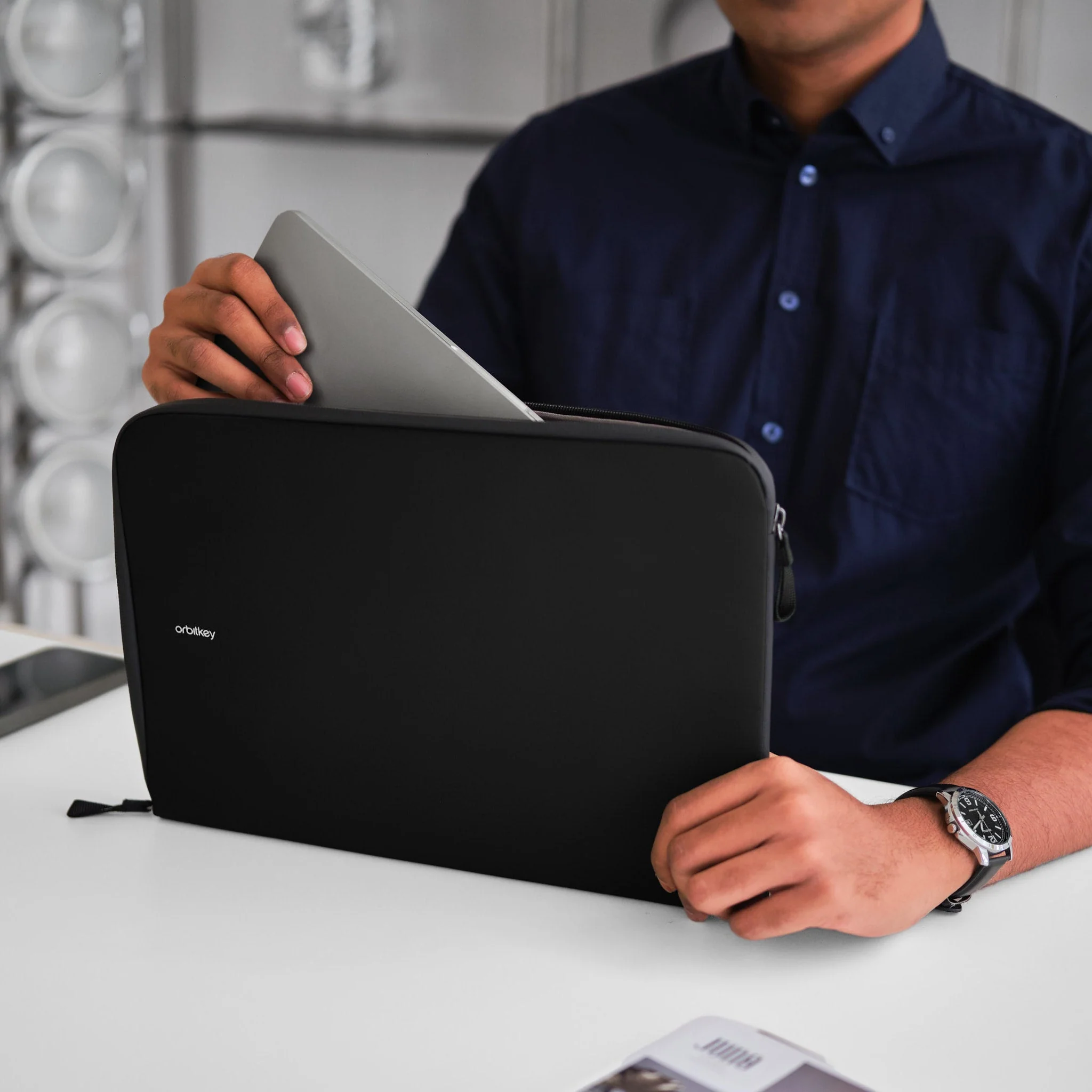 Slim Laptop Sleeve - Image 5